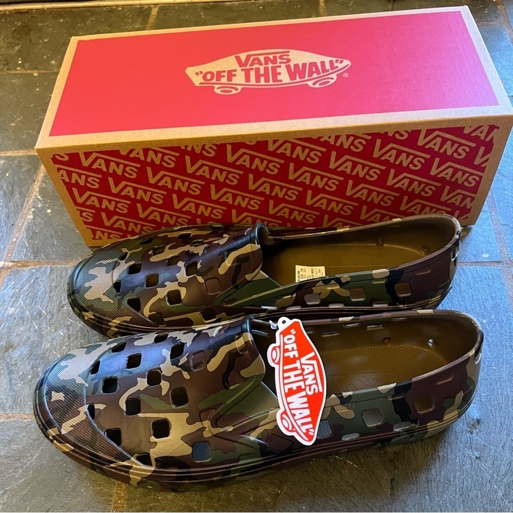 VANS Camo Slip On Trk Shoes  VN0A5HF8CMA